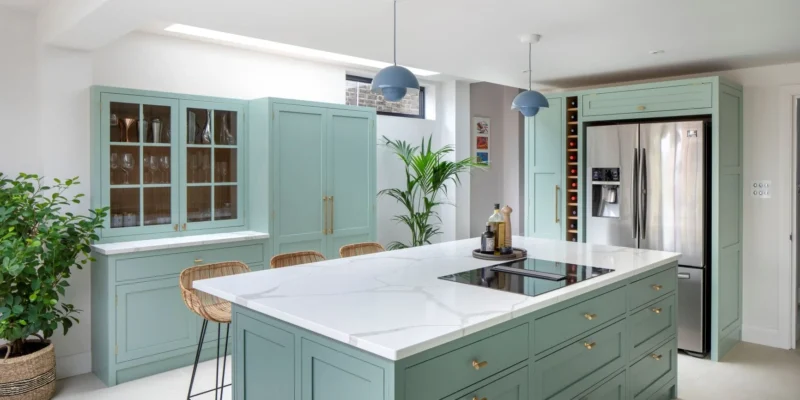 Pairing Kitchen Islands with the Right Countertop Material
