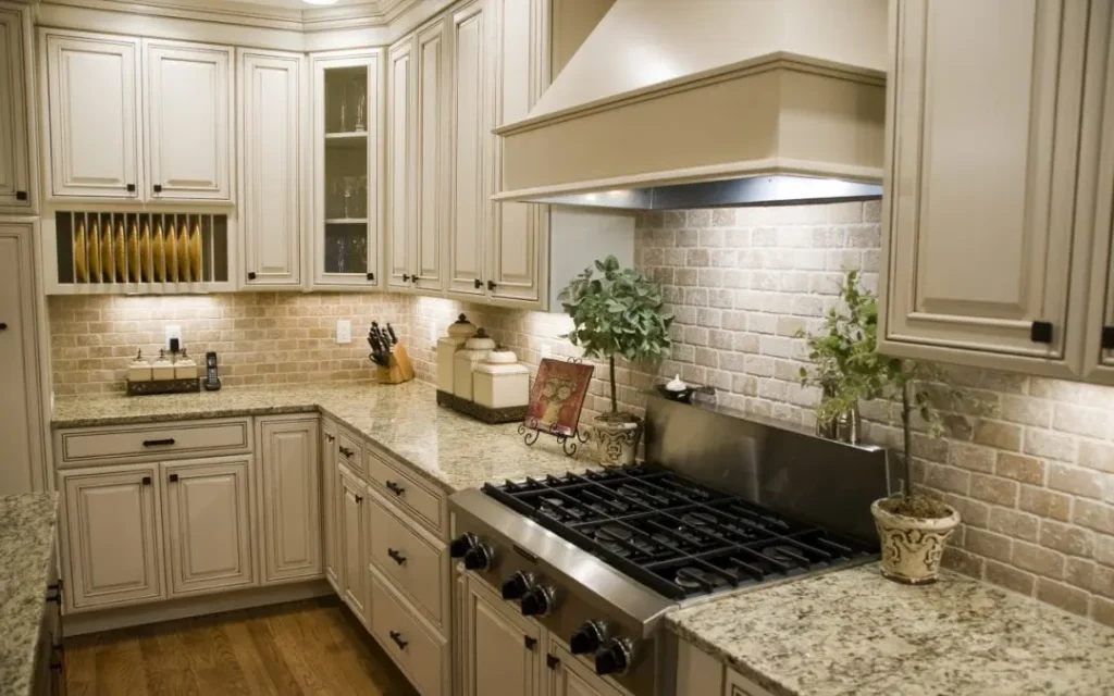 ‌Best Countertops for Small Kitchens in Ontario (Maximizing Space & Style)