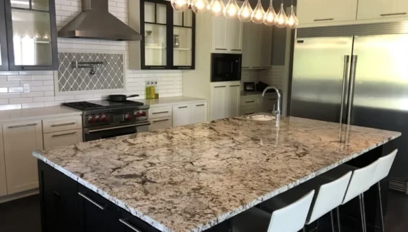 Kitchen Countertops in Etobicoke – Custom Quartz & Granite Countertops