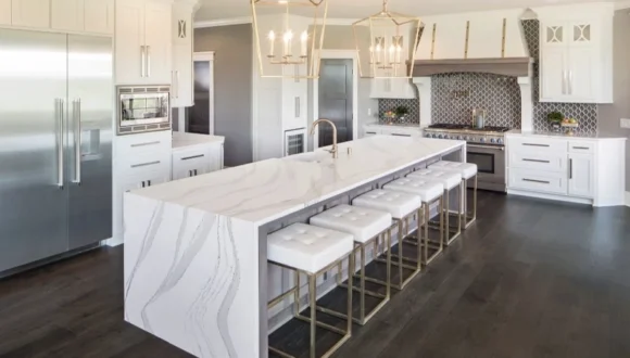 Kitchen Island Countertops in Mississauga – Custom Islands & Modern Styles