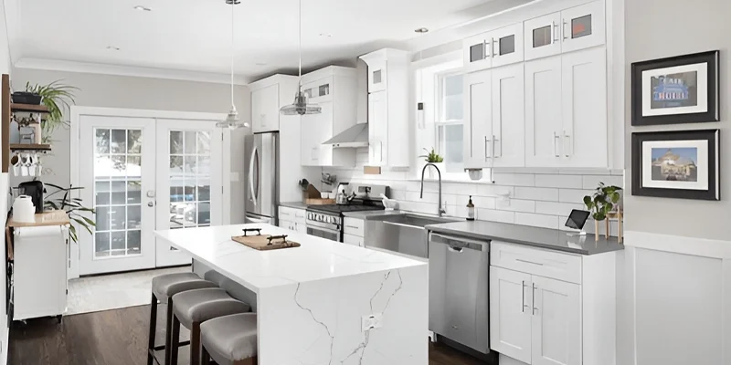 Kitchen Island Countertops in Richmond Hill – Quartz & Porcelain Islands