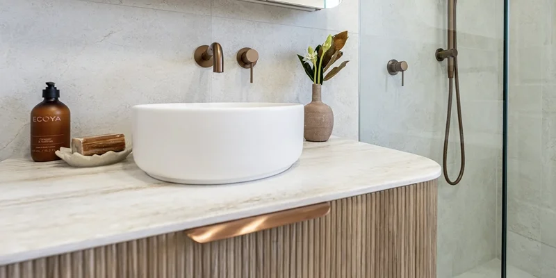 Vanity Countertops in Etobicoke – Durable Quartz, Granite & Modern Vanity Tops