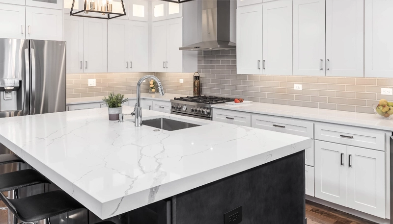 Quartz vs Granite Countertops – What’s Best for Toronto Homes?