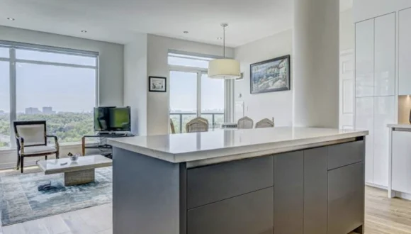 Kitchen Countertops for Toronto Condos – Space-Saving & Smart Surface Choices