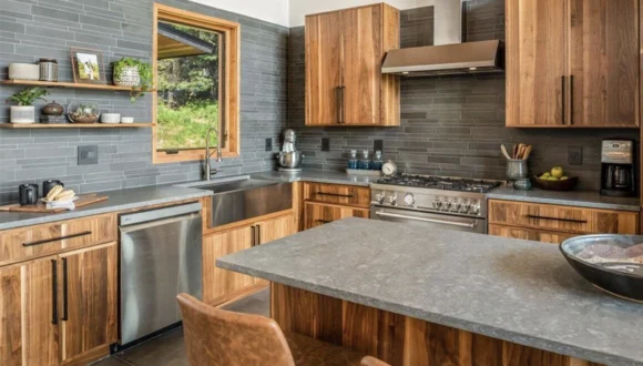 Kitchen Stone Backsplash in Markham – Durable & Modern Kitchen Walls