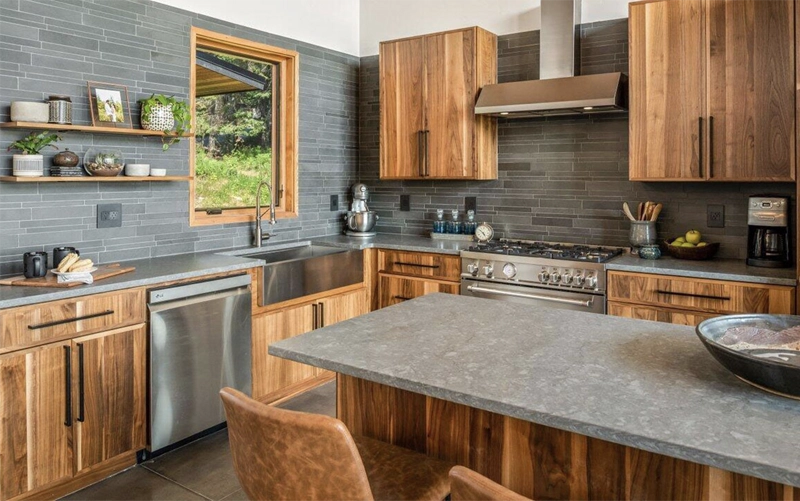 Kitchen Stone Backsplash in Markham – Durable & Modern Kitchen Walls