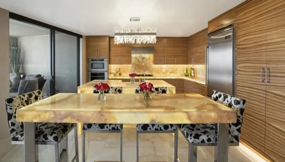 Onyx Countertops – When & Where They Make Sense