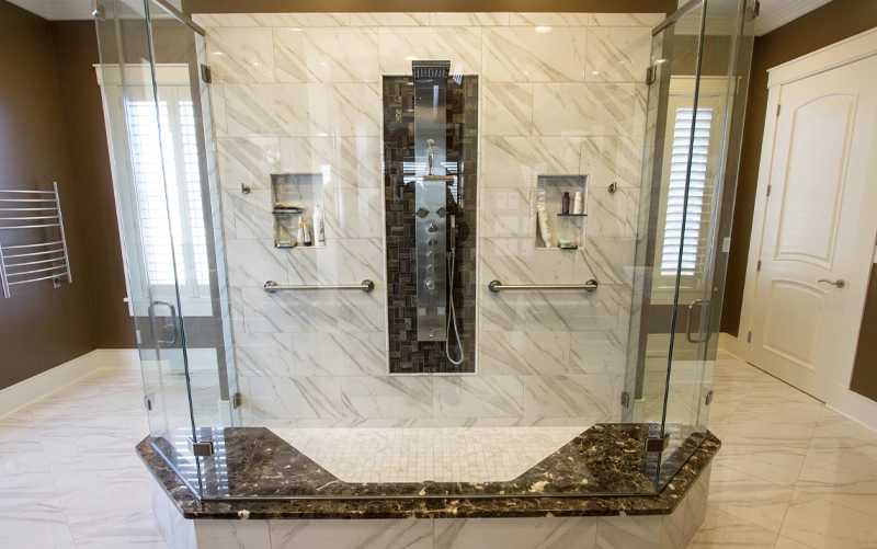 Custom Stone Shower Jambs in Toronto – Frameless Shower Details