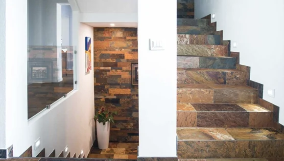 Stone Stairs in Vaughan – Modern & Luxury Stair Designs